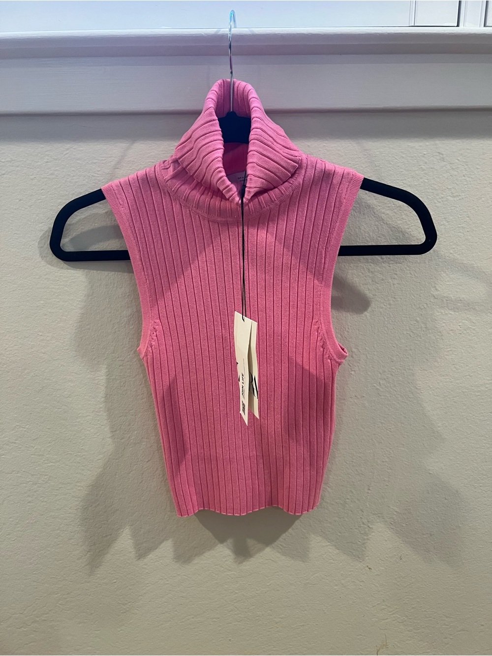 Zara Sleeveless Ribbed Turtleneck - Pink